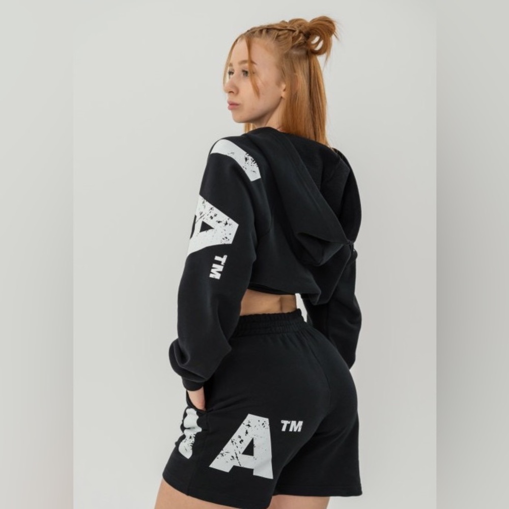 Nebbia Cropped Hoodie NWT